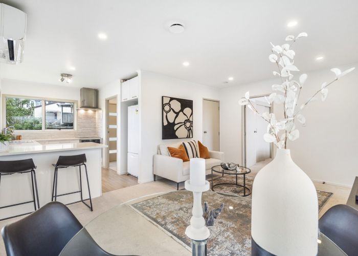  at 1/14A Camrose Place, Glenfield, North Shore City, Auckland