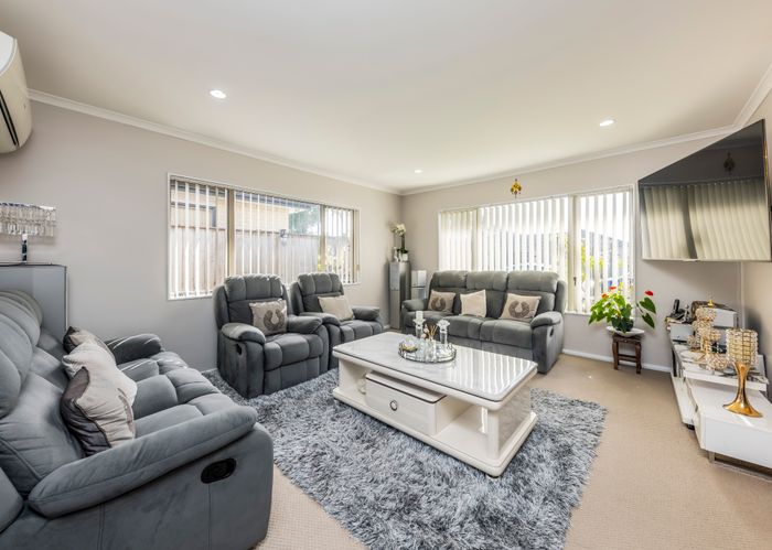  at 7 Cambrian Crescent, Flat Bush, Auckland