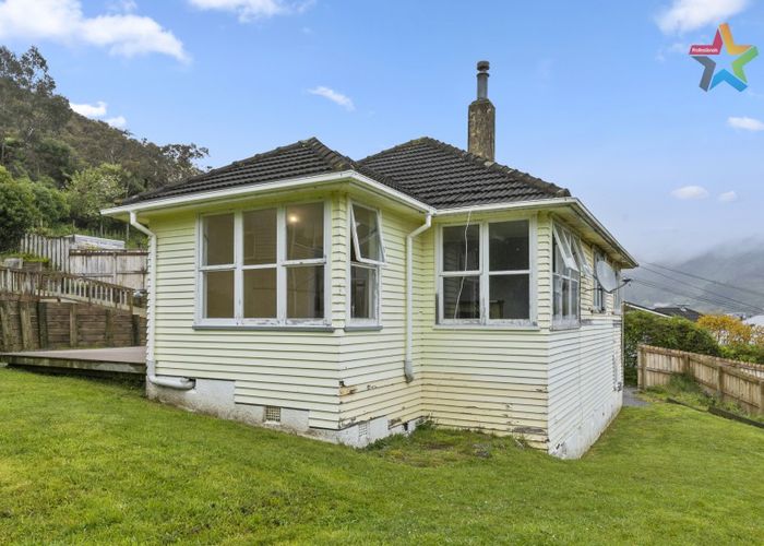  at B/188 Waddington Drive, Naenae, Lower Hutt