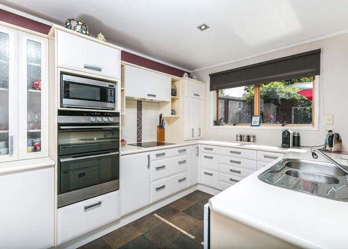  at 13 Matuhi Rise, Henderson, Waitakere City, Auckland