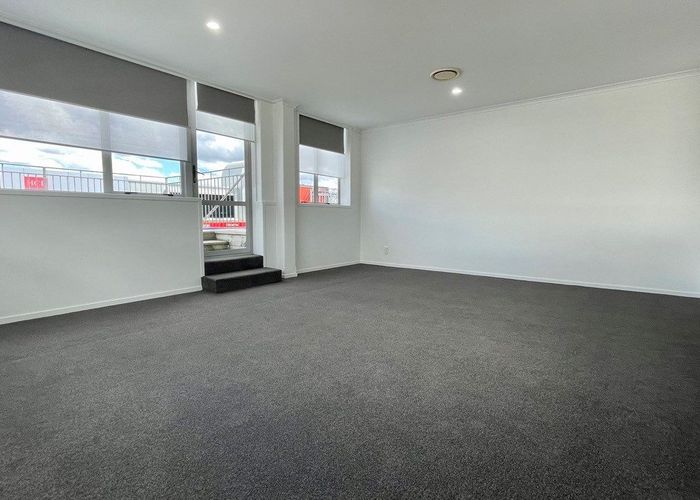  at 2/920 Victoria Street, Hamilton City Central, Hamilton, Waikato