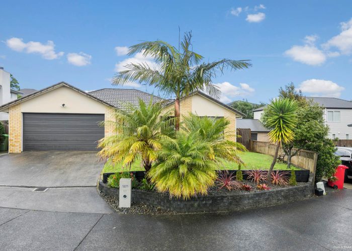  at 17 Durbin Court, Greenhithe, Auckland