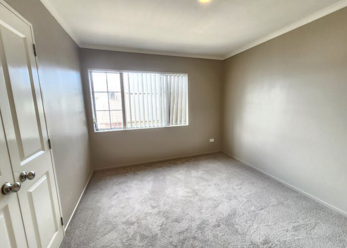  at RM 2/12 Glanmire Place, Flat Bush, Manukau City, Auckland