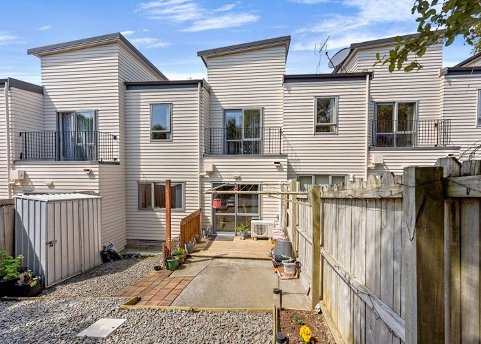  at 44  Chapel Road, Flat Bush, Manukau City, Auckland