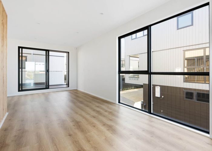  at 3/14 Williamson Avenue, Belmont, North Shore City, Auckland