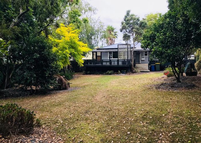  at 52 Tramway Road, Beach Haven, Auckland