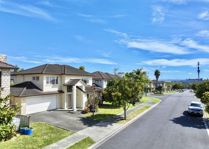  at 3 Bridgefield Crescent, Flat Bush, Manukau City, Auckland