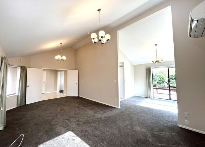  at 18 Clydesdale Avenue, Somerville, Manukau City, Auckland