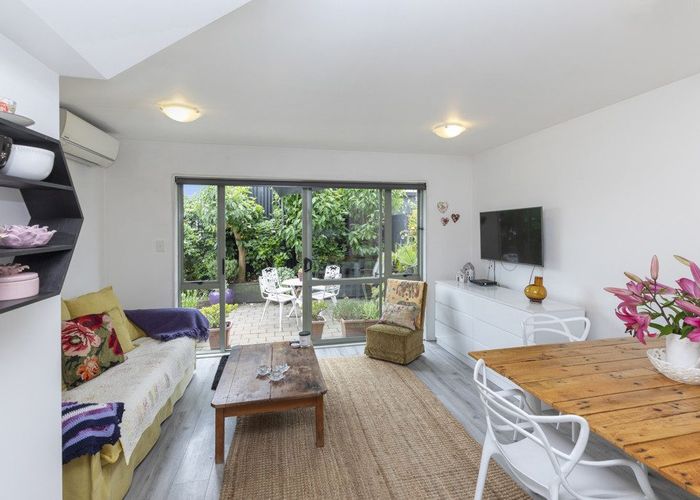  at 1/34 Browning Street, Sydenham, Christchurch City, Canterbury