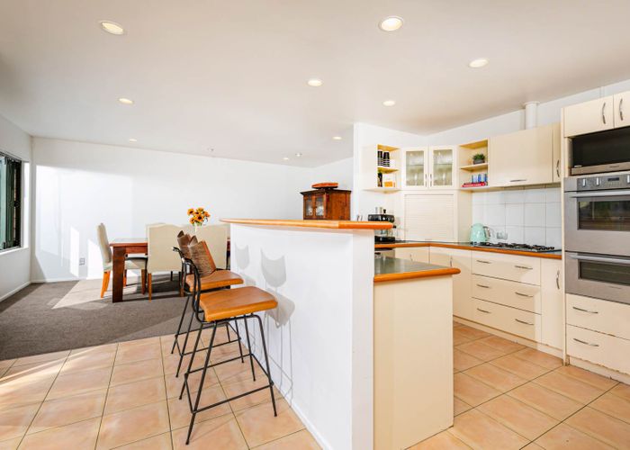  at 10 Falstone Lane, Browns Bay, Auckland