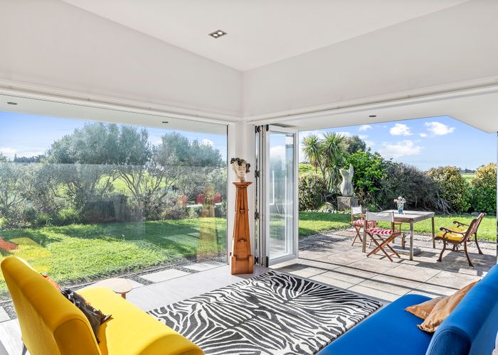  at 21 Sandown Road, Te Horo Beach