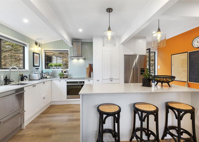  at 14 Doon Grove, Papakowhai, Porirua