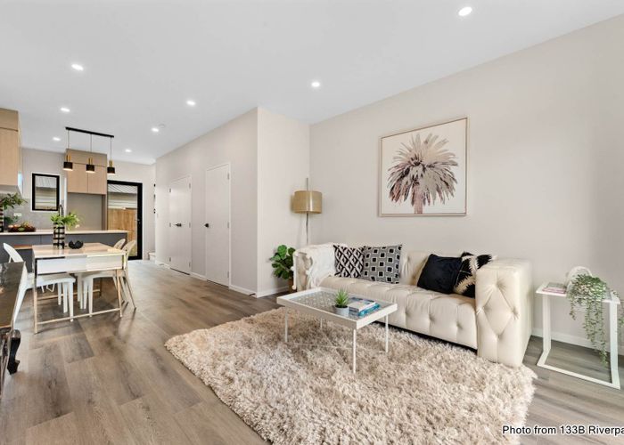  at 133D Riverpark Crescent, Henderson, Waitakere City, Auckland