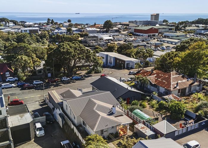  at 219 Devon Street East, New Plymouth