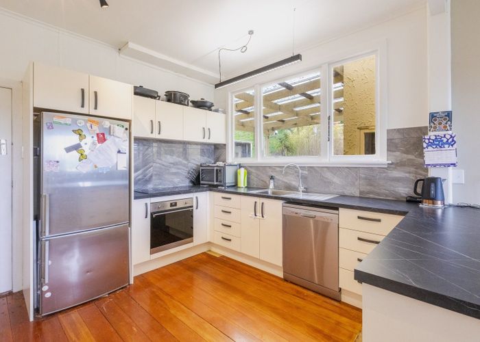  at 114 High Street, Waipawa, Waipawa