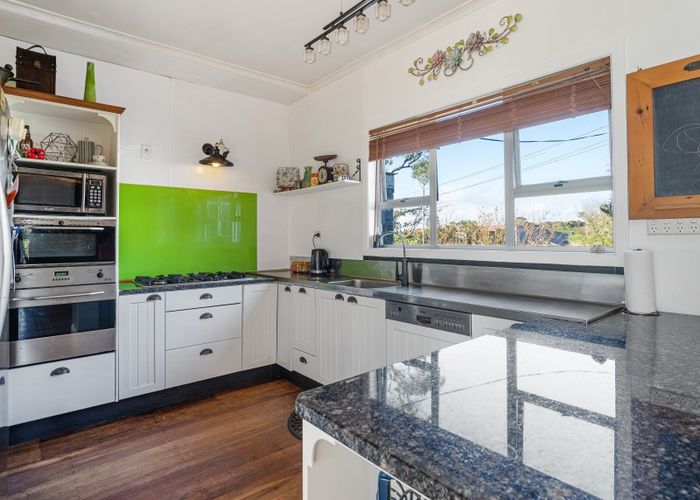  at 1835 Egmont Road, Inglewood