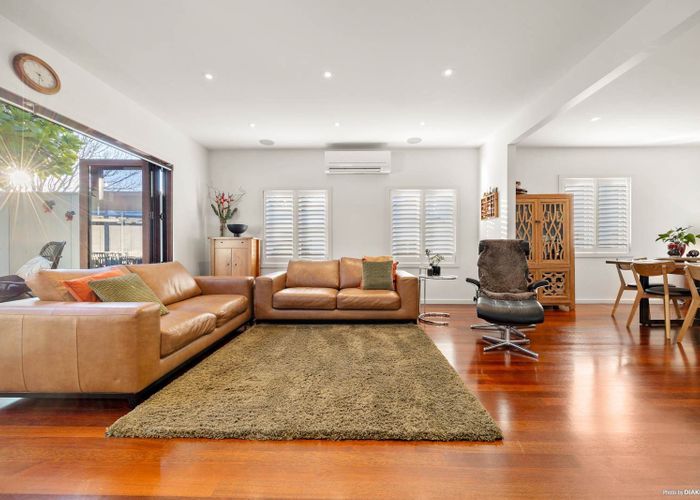  at 4  Bangor Street, Point Chevalier, Auckland City, Auckland