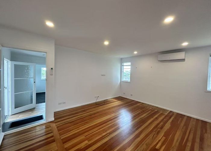  at 22 Paton Avenue, Te Atatu South, Auckland
