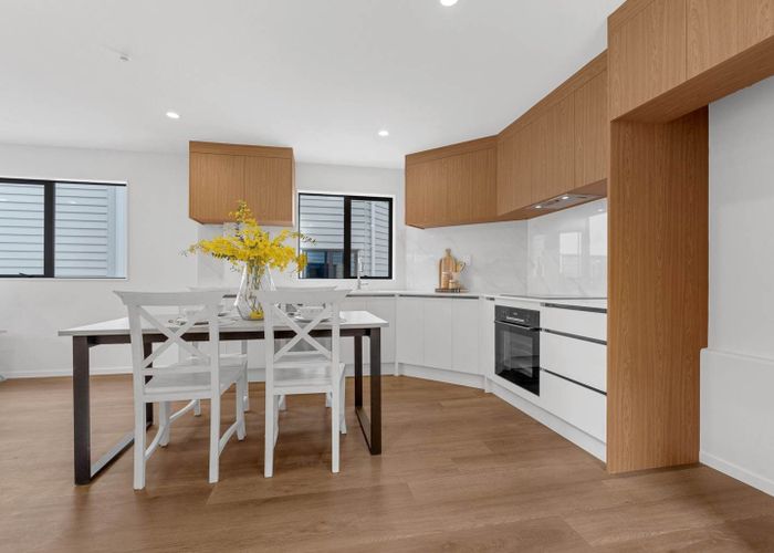  at 1/31 Sheridan Drive, New Lynn, Waitakere City, Auckland