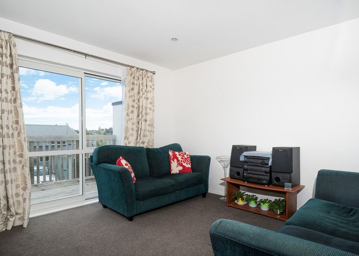  at 55 Seymour Road, Sunnyvale, Auckland