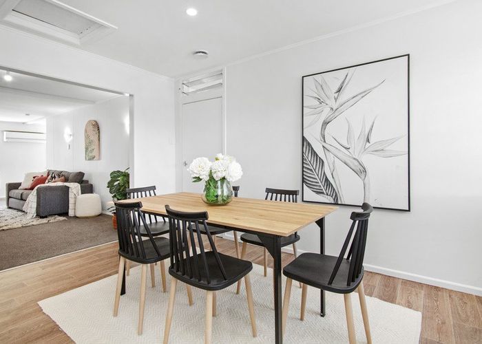  at 22 Franklyn Road, Tawa, Wellington