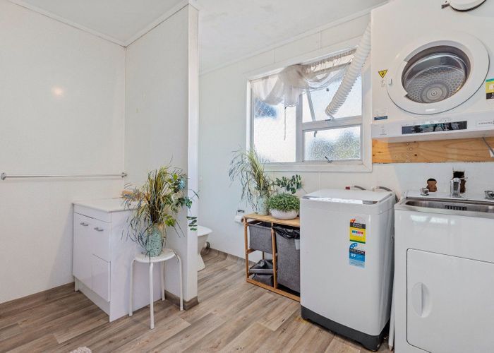  at 2/41 Kawaka Street, Mount Maunganui, Mount Maunganui