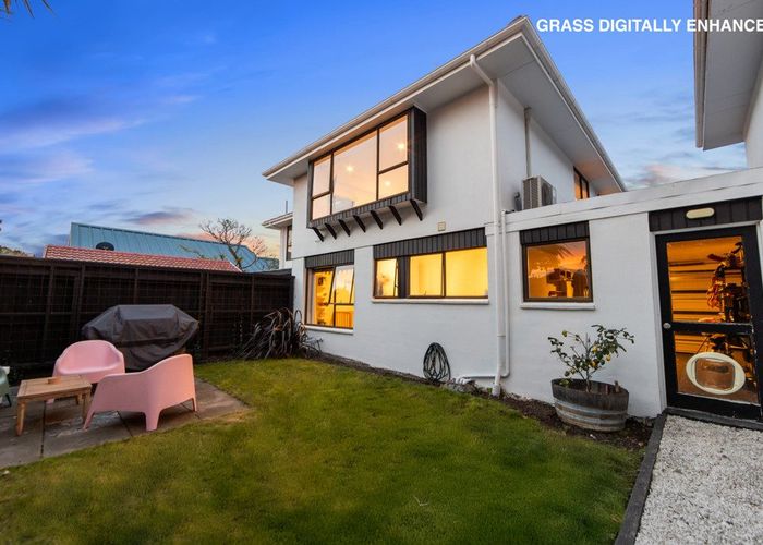  at 2/91 Beachville Road, Redcliffs, Christchurch City, Canterbury