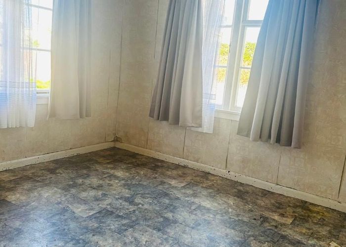  at 30 Vine Street, Mangere East, Manukau City, Auckland