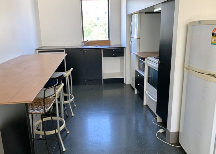  at 4/3 King Street, Mount Cook, Wellington