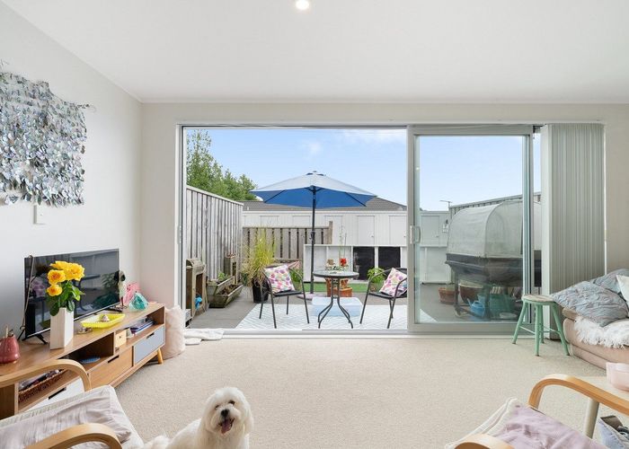  at 9/31 Reynolds Place, Papamoa Beach, Papamoa