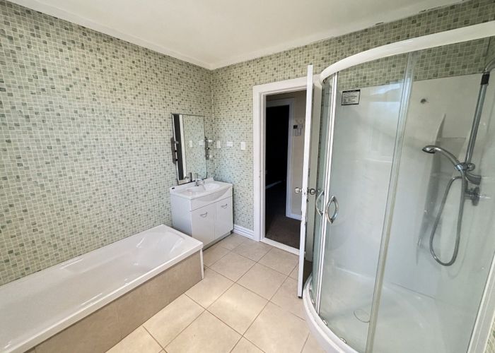  at 15 Littlebourne Road, Roslyn, Dunedin, Otago