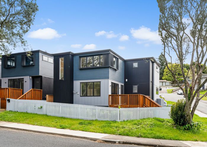  at 2 Kama Place, Sunnynook, North Shore City, Auckland