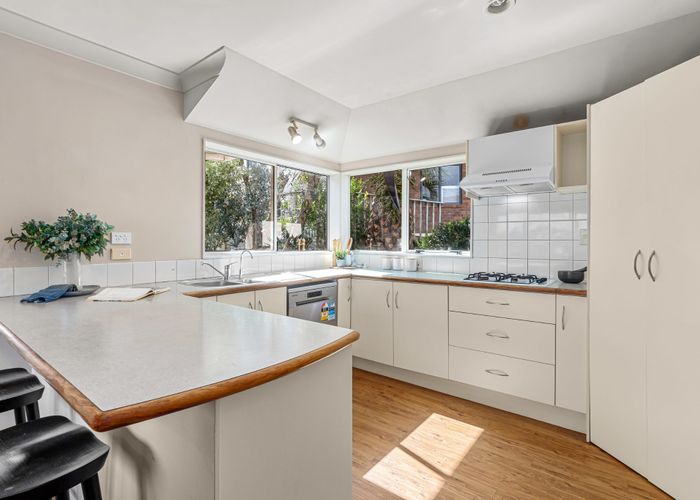  at 18 Highmore Place, Brookfield, Tauranga