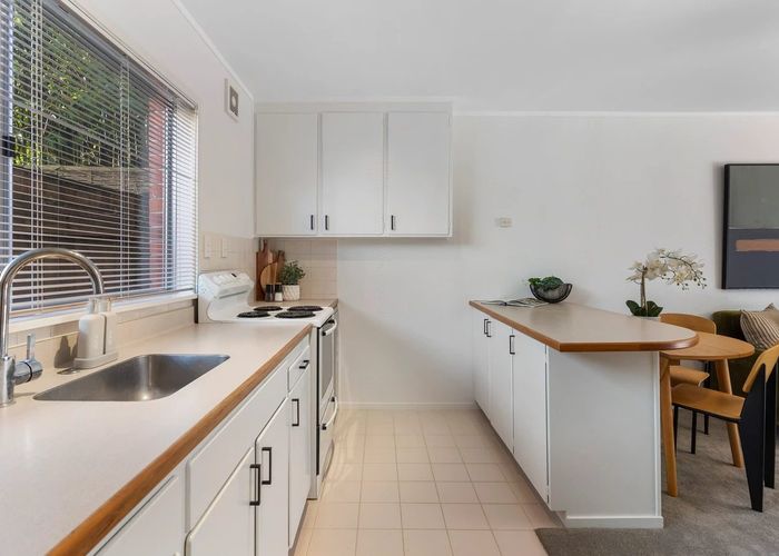  at 2/12 New Street , Saint Marys Bay, Auckland City, Auckland