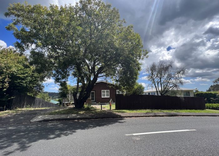  at 11 Autumn Ave, Glen Eden, Waitakere City, Auckland