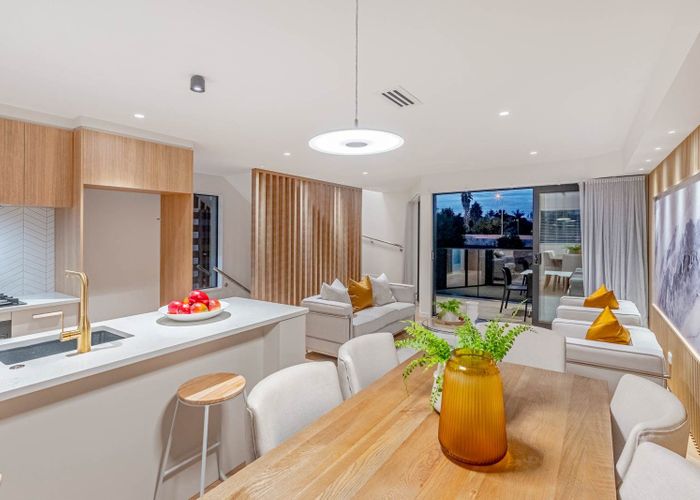  at 6/16 Mapau Road, Greenlane, Auckland City, Auckland