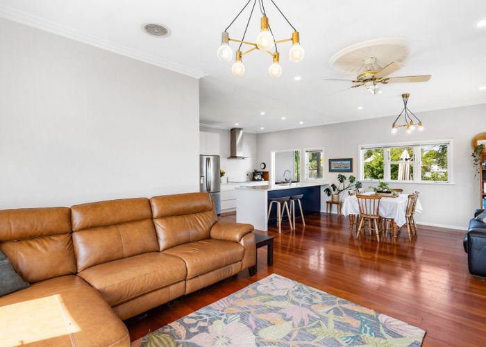  at 911 Avenue Road East, Parkvale, Hastings