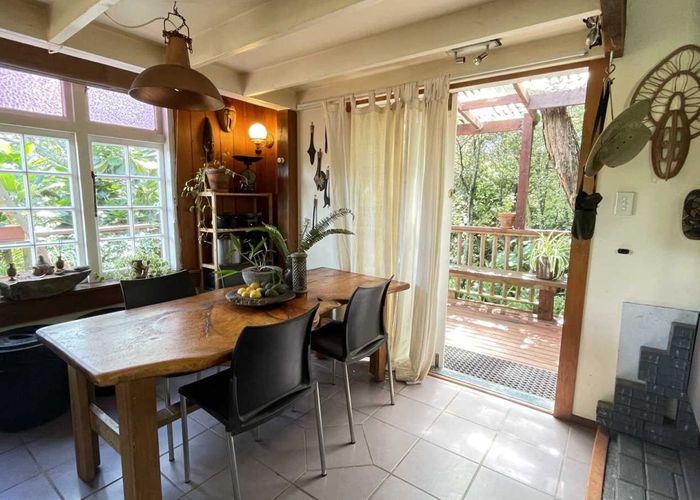  at 35 Crescent Road East, Ostend, Waiheke Island