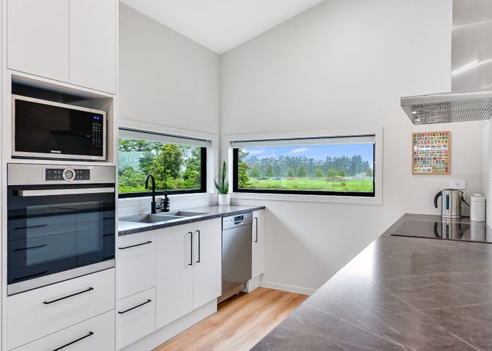  at 21 Wairua Avenue, Baverstock, Hamilton