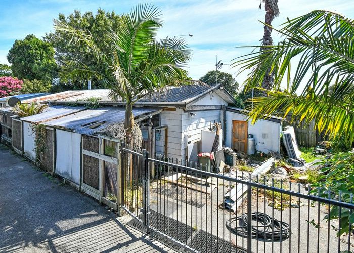  at 85B Motatau Road, Papatoetoe, Auckland