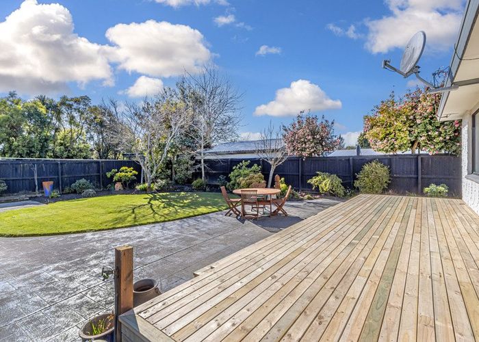  at 53 Solomon Avenue, Redwood, Christchurch