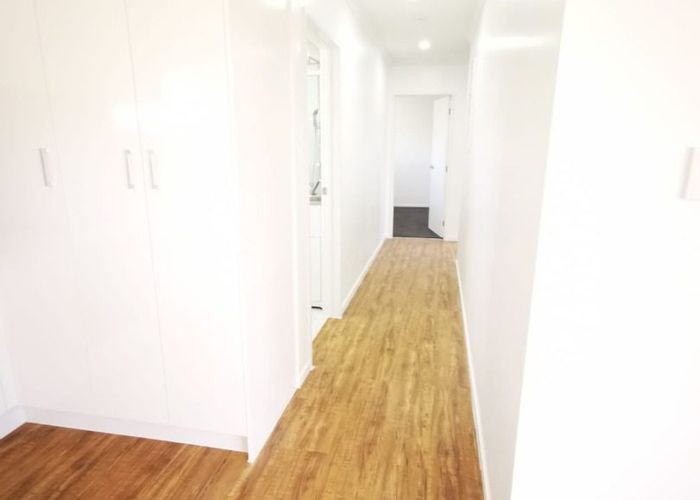  at 124D Rosier Road, Glen Eden, Waitakere City, Auckland
