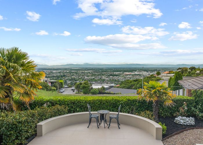  at 18 Old Barrow Heights, Huntsbury, Christchurch City, Canterbury