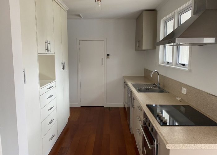  at 58 Storey Avenue, Forest Lake, Hamilton