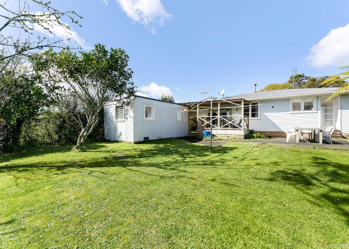  at 79 Smythe Road, Henderson, Auckland