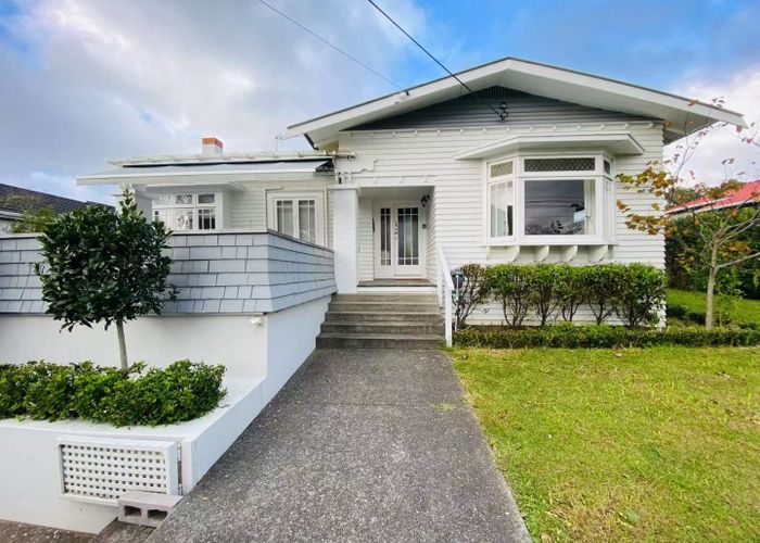  at 54 Beresford Street, Bayswater, North Shore City, Auckland