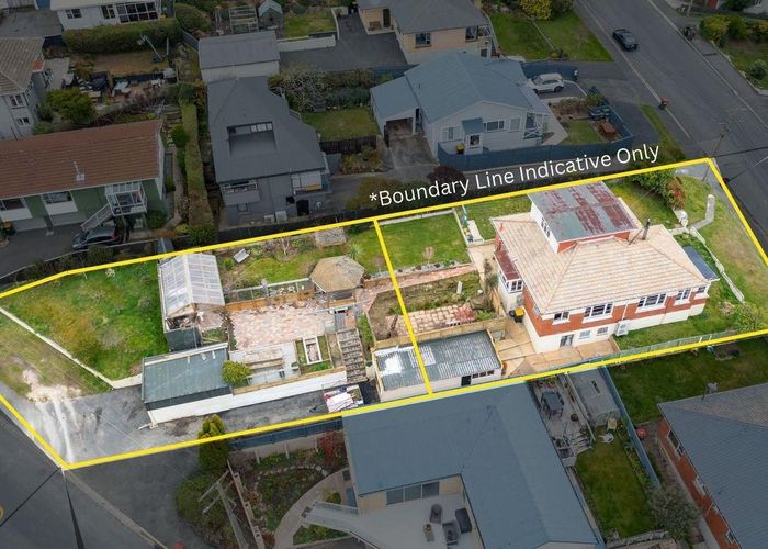  at 11 Earls Road, Saint Clair, Dunedin, Otago