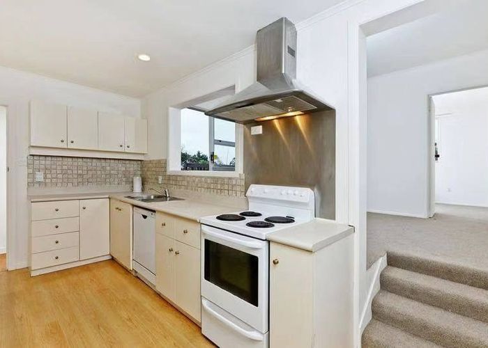  at 1/156 Forrest Hill Road, Forrest Hill, North Shore City, Auckland