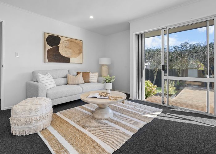  at 2/35A Wiggins Street, Sumner, Christchurch City, Canterbury