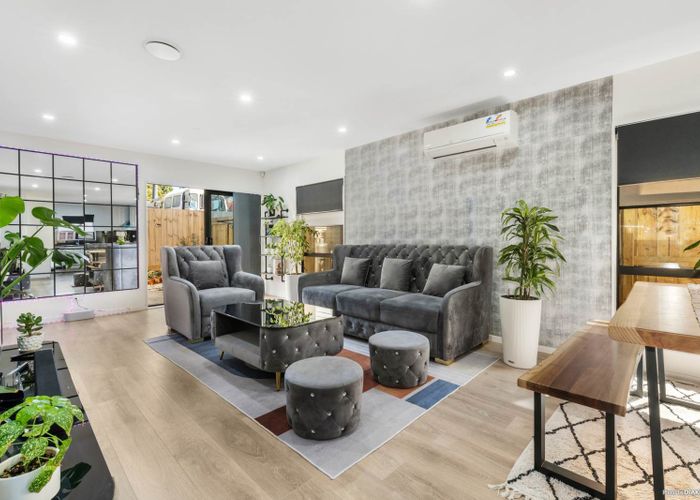  at 79B Favona Road, Favona, Auckland